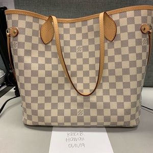 Listing for 💗Trade💗